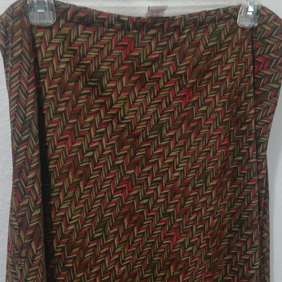 🌾JM Collection Multicolor Patterned A-Line Skirt - Picture 2 of 9